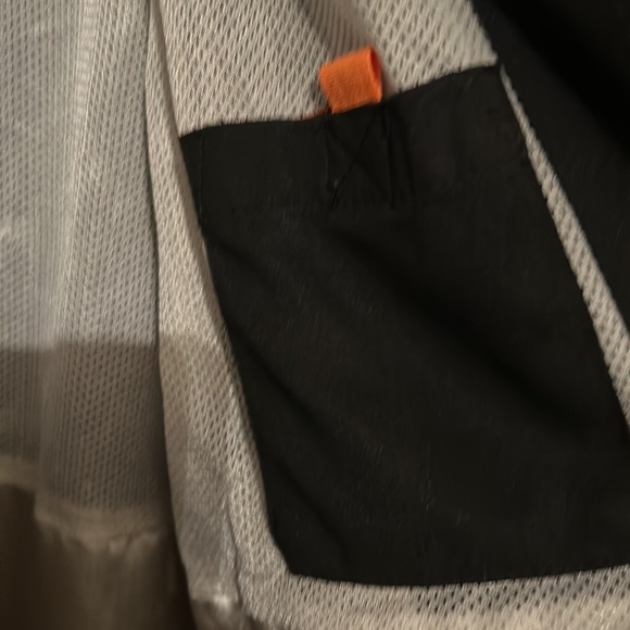 The Greenbrier Weatherproof Jacket Sz M - Picture 7 of 13